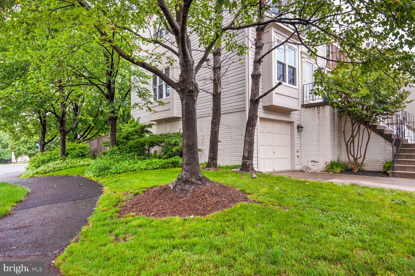 45544 Whitcomb Square Sterling, VA 20166 - Photo 25 of 31 End Unit