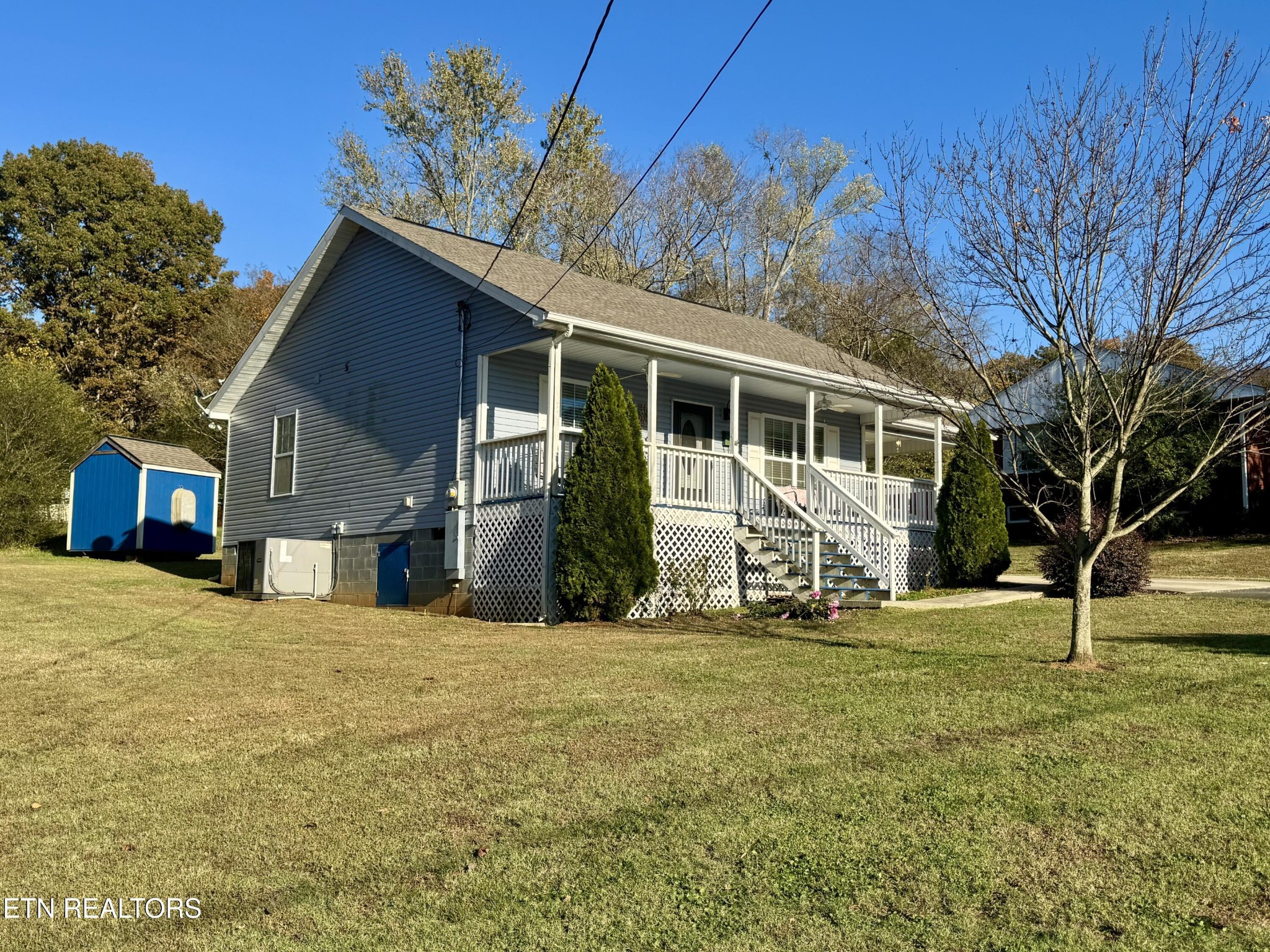 203 Simmons Road Loudon, TN 37774 - Photo 3 of 18 Gallery Image 3