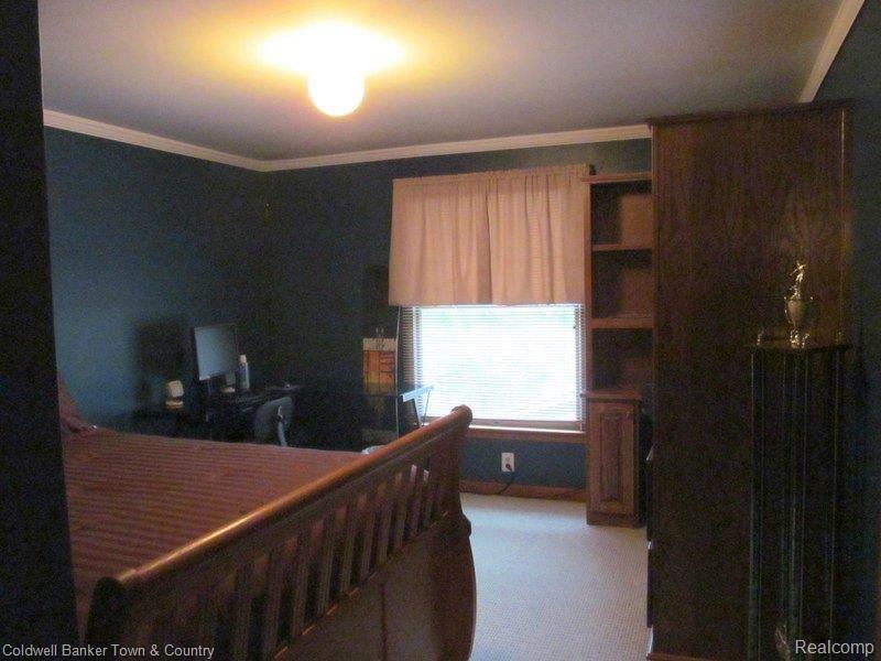 10890 Reynard Road Brighton, MI 48114 - Photo 15 of 25 Bedroom II.JPG