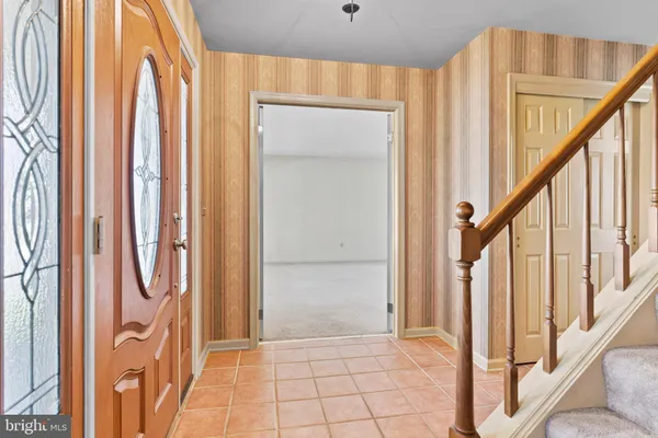 $435,000 | 914 Maplewood Lane, Enola, PA 17025