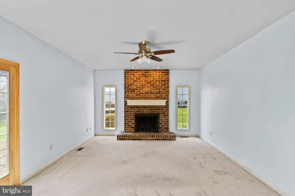 $435,000 | 914 Maplewood Lane, Enola, PA 17025