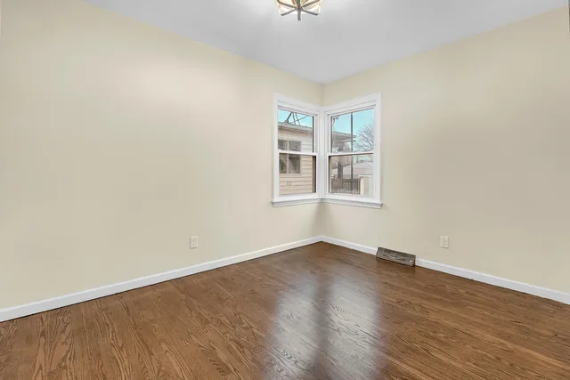 $199,999 | 2727 Birch Avenue, Whiting, IN 46394