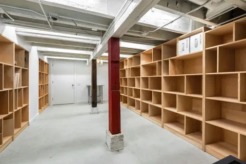 $2,450,000 | 1915 West Wabansia Avenue, Chicago, IL 60622