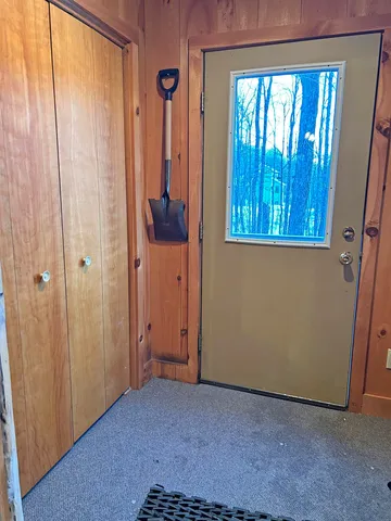 $450,000 | 69 Colonial Ridge Road, West Dover, VT 05356