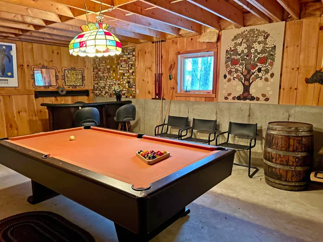 $450,000 | 69 Colonial Ridge Road, West Dover, VT 05356