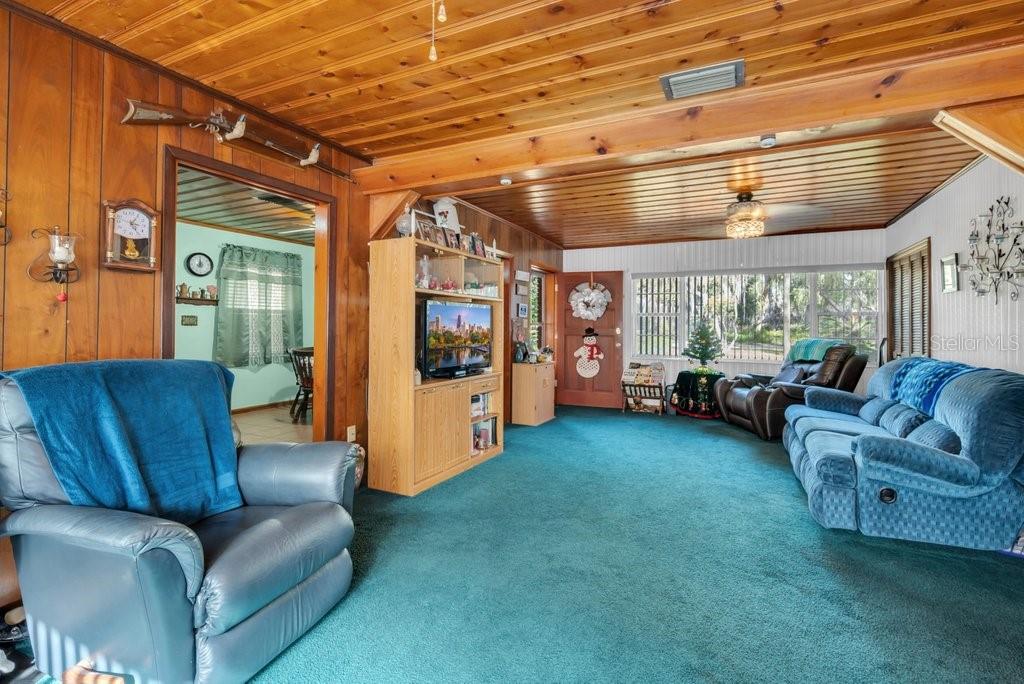 415 Hal Colding Road Lithia, FL 33547 - Photo 41 of 73