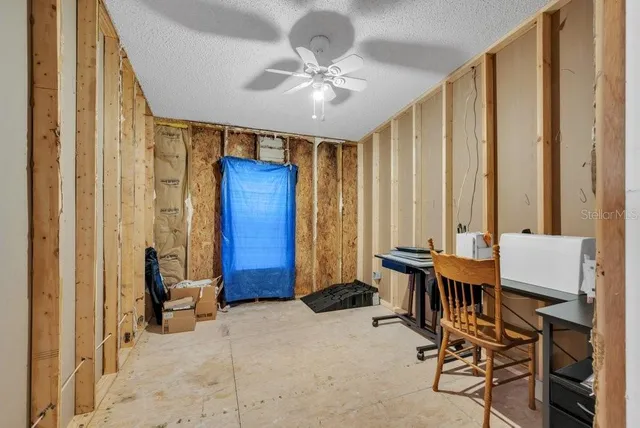 $1,000,000 | 415 Hal Colding Road, Lithia, FL 33547