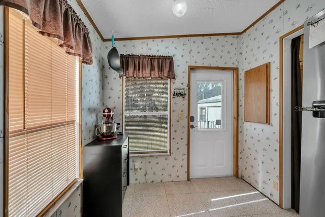 $1,000,000 | 415 Hal Colding Road, Lithia, FL 33547