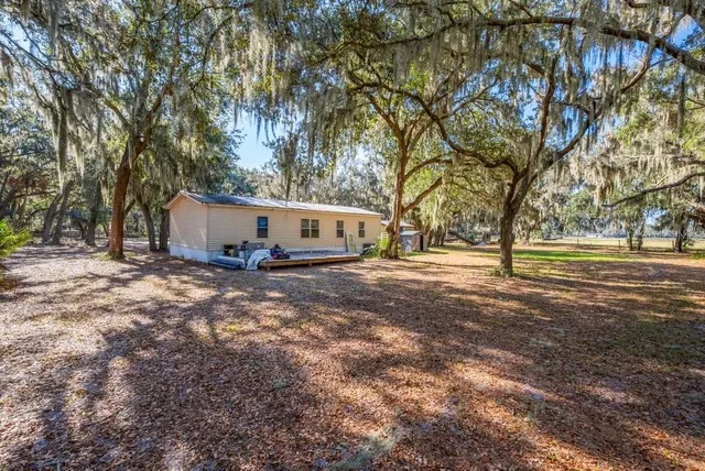 $1,000,000 | 415 Hal Colding Road, Lithia, FL 33547