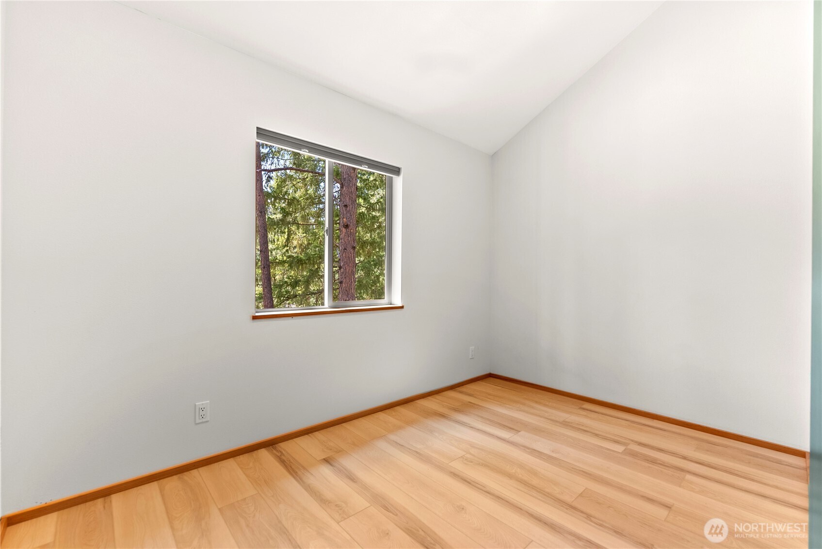 78 Homestead Road Winthrop, WA 98862 - Photo 31 of 40 an empty room with a window