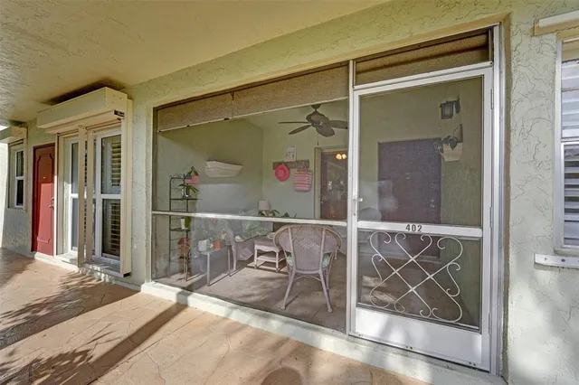 $249,900 | 860 Southeast 6th Avenue, Unit 402, Deerfield Beach, FL 33441