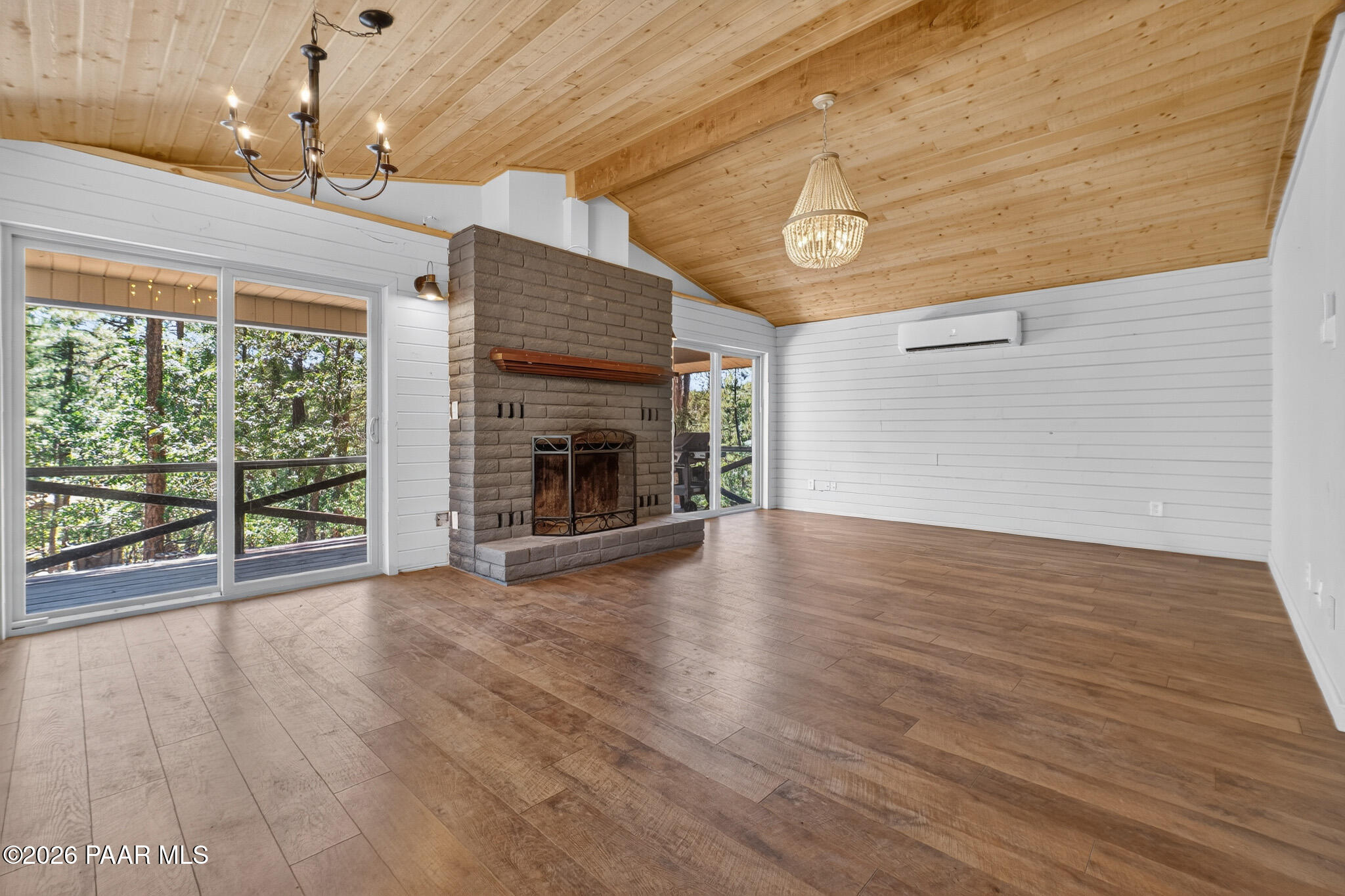 1425 High Valley Ranch Road Prescott, AZ 86303 - Photo 4 of 43 Stunning Wood Fireplace