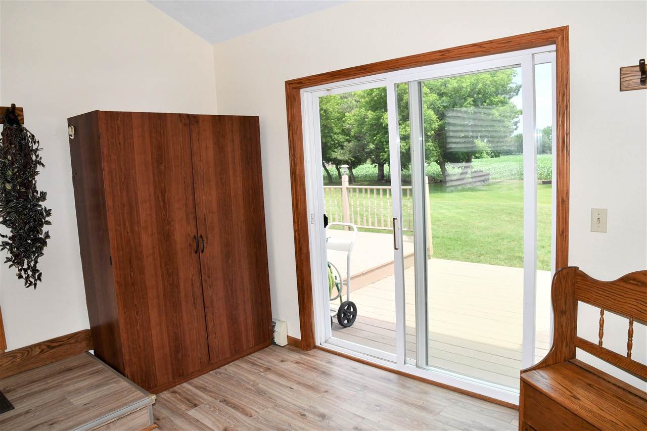 1291 South Mackinaw Road Kawkawlin, MI 48631 - Photo 8 of 37