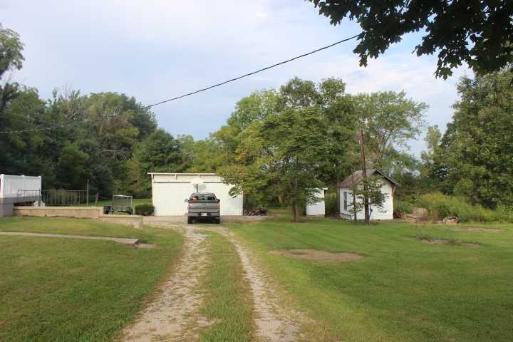 5701 North Shaffer Road Muncie, IN 47303 - Photo 4 of 34 Gallery Image 4