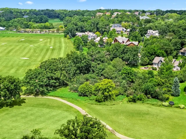 $825,000 | 1140 Turnberry Court, Geneva, WI 53147