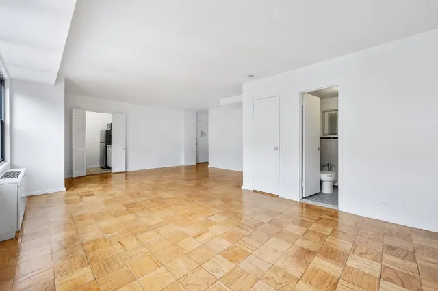$625,000 | 120 East 90th Street, Unit 12G | Upper East Side