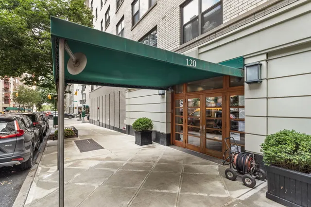$625,000 | 120 East 90th Street, Unit 12G | Upper East Side