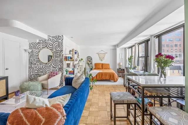 $625,000 | 120 East 90th Street, Unit 12G | Upper East Side