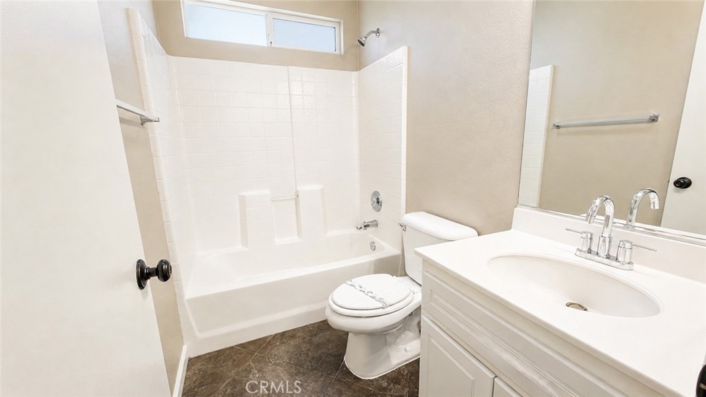 32074 Bandelier Road Winchester, CA 92596 - Photo 9 of 14