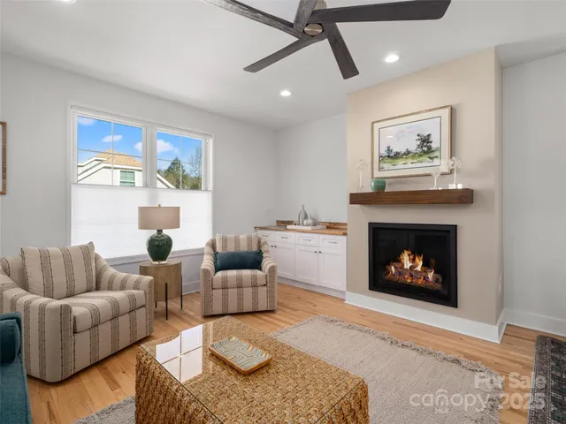 $595,000 | 43 Skyvue Court, Unit F, Saluda, NC 28773