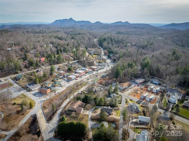 $595,000 | 43 Skyvue Court, Unit F, Saluda, NC 28773