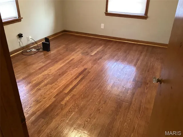 $187,000 | 7143 Roland Boulevard, Northwoods, MO 63121