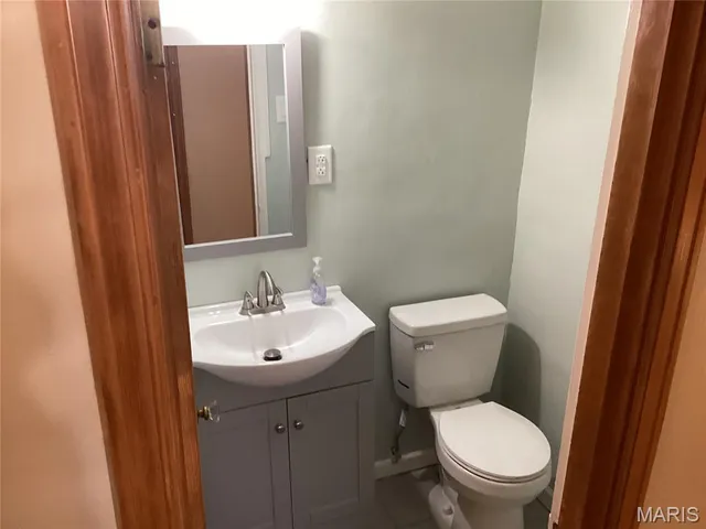 $187,000 | 7143 Roland Boulevard, Northwoods, MO 63121