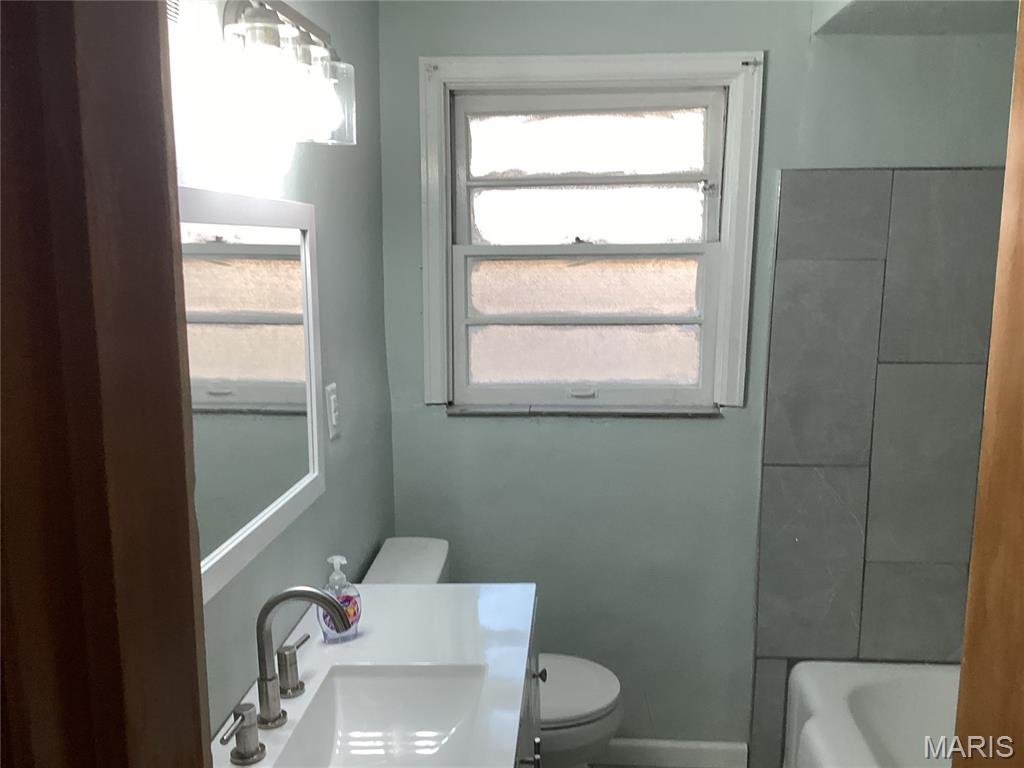 7143 Roland Boulevard Northwoods, MO 63121 - Photo 16 of 42