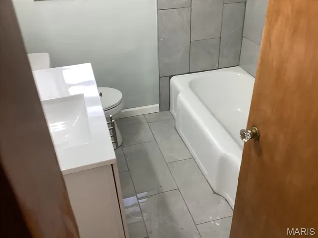 $187,000 | 7143 Roland Boulevard, Northwoods, MO 63121