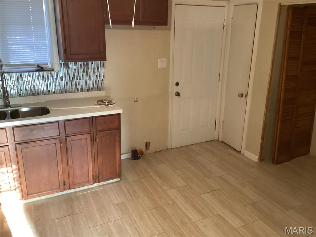 7143 Roland Boulevard Northwoods, MO 63121 - Photo 20 of 42