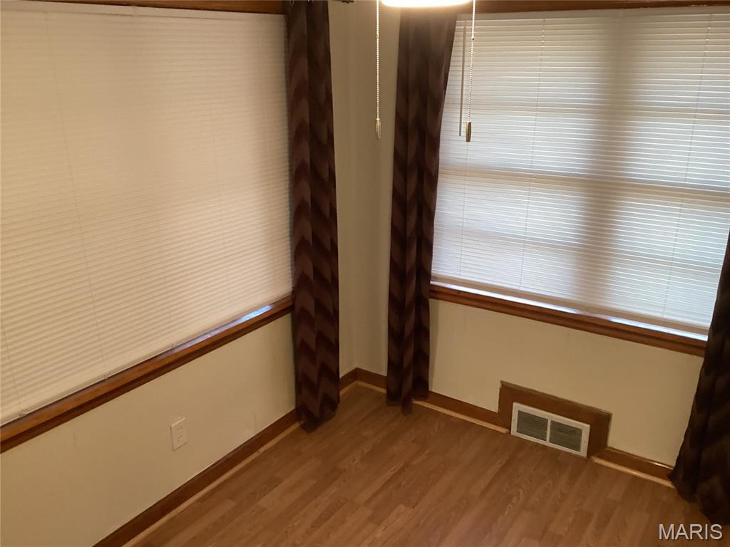 7143 Roland Boulevard Northwoods, MO 63121 - Photo 24 of 42