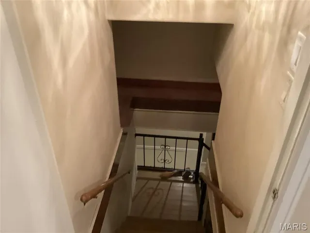 $187,000 | 7143 Roland Boulevard, Northwoods, MO 63121