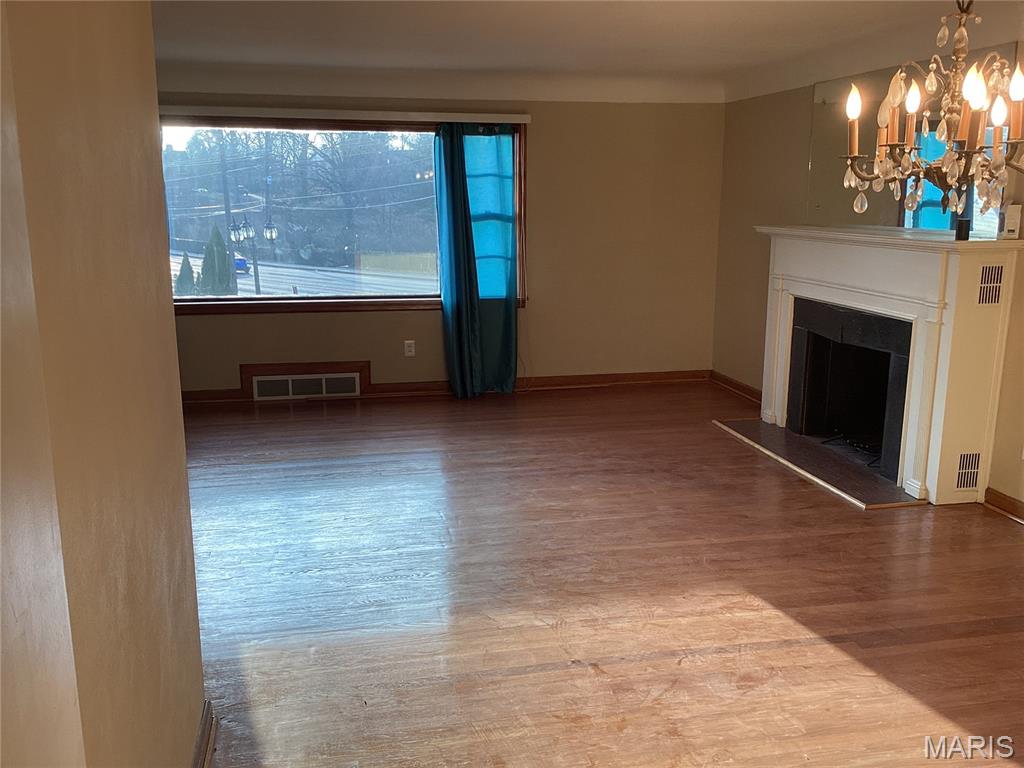 7143 Roland Boulevard Northwoods, MO 63121 - Photo 5 of 42