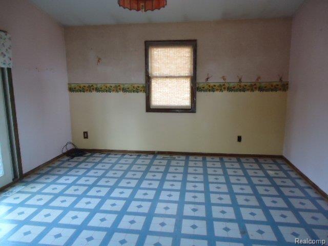 2081 Ditty Road Smiths Creek, MI 48074 - Photo 6 of 10 bed3.JPG