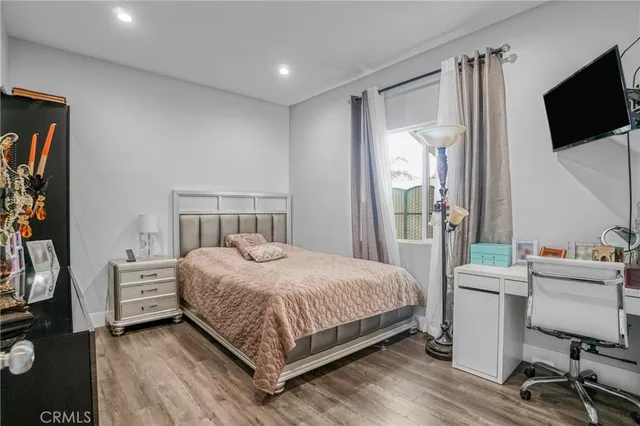 $1,290,000 | 7663 Shadyglade Avenue, North Hollywood, CA 91605