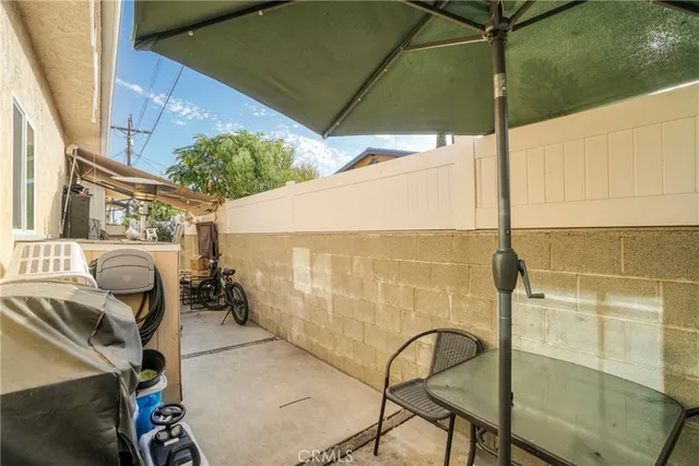 $1,290,000 | 7663 Shadyglade Avenue, North Hollywood, CA 91605