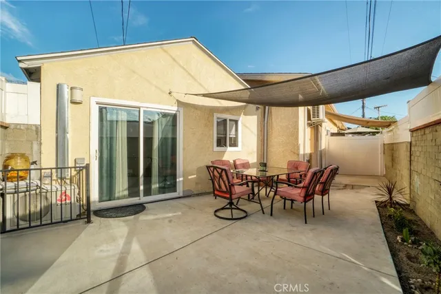 $1,290,000 | 7663 Shadyglade Avenue, North Hollywood, CA 91605