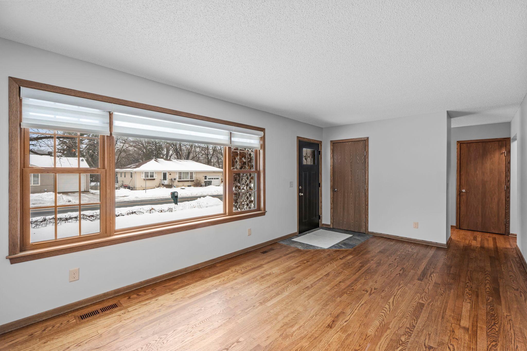 4505 Colorado Street Southeast Prior Lake, MN 55372 - Photo 6 of 51