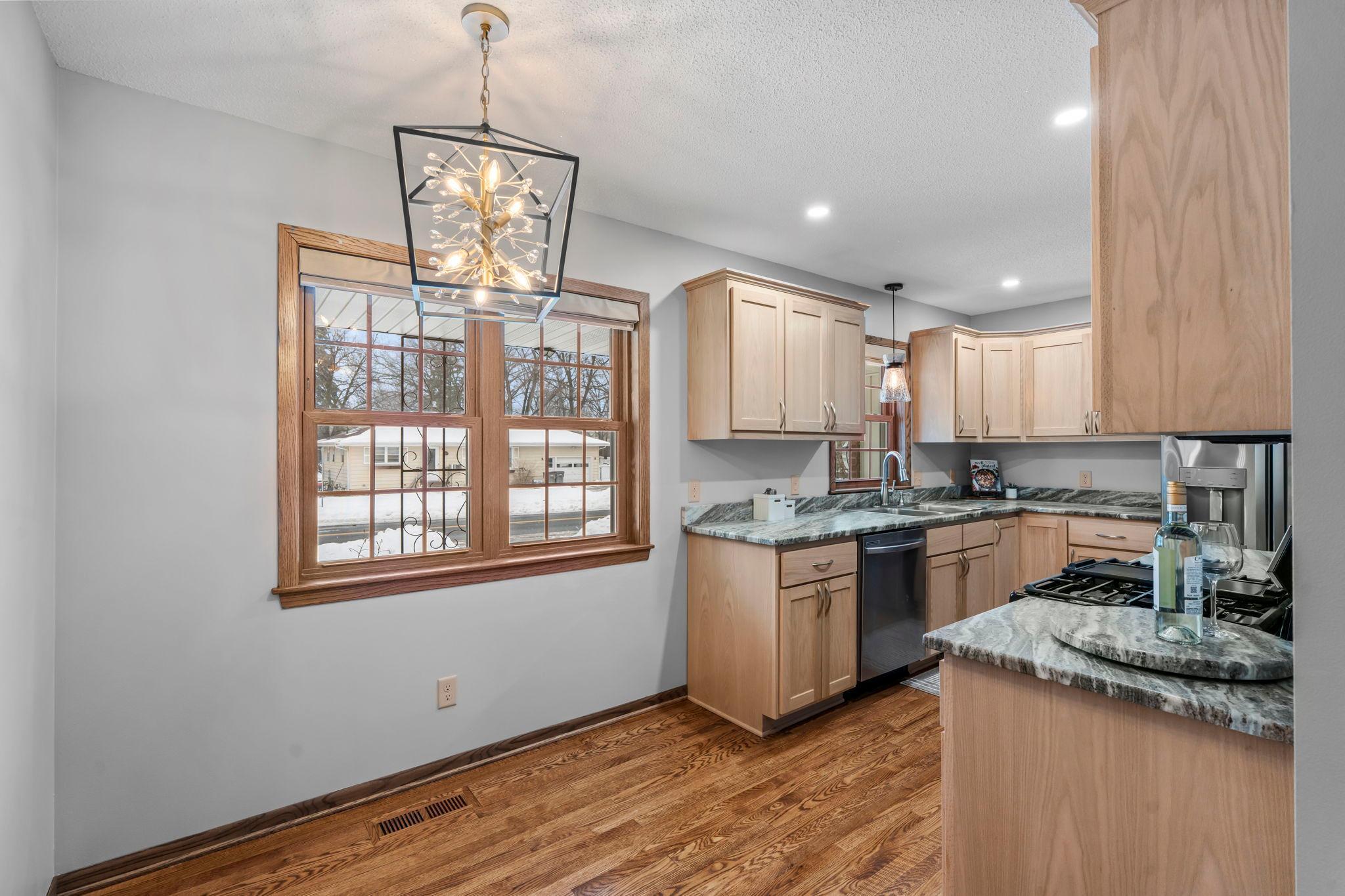 4505 Colorado Street Southeast Prior Lake, MN 55372 - Photo 8 of 51