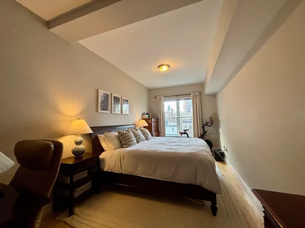 $5,300 | 20 Parmenter Street, Unit 300, Boston, MA 02113