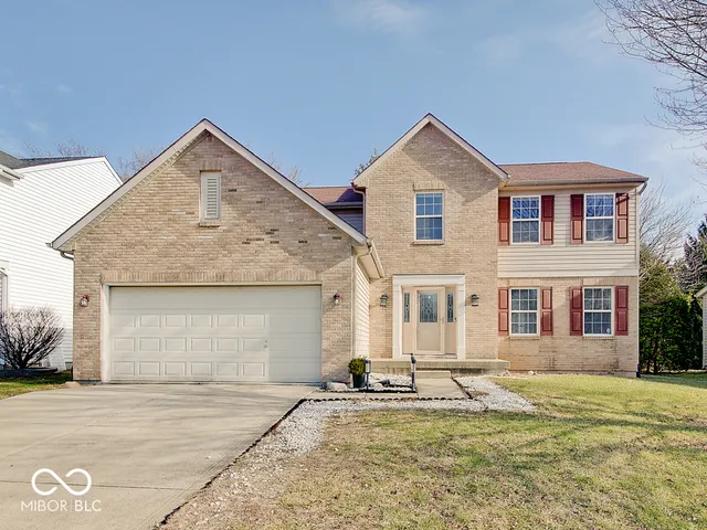 $365,000 | 1637 Walpole Lane, Indianapolis, IN 46231