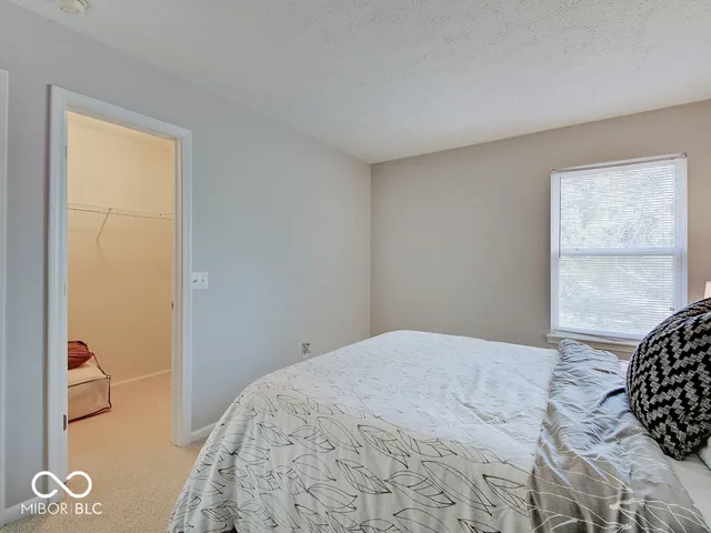 $365,000 | 1637 Walpole Lane, Indianapolis, IN 46231