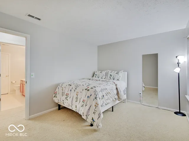 $365,000 | 1637 Walpole Lane, Indianapolis, IN 46231