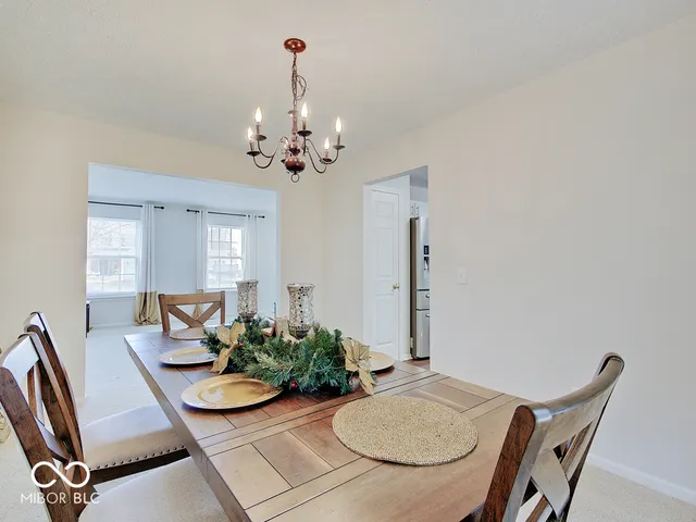 $365,000 | 1637 Walpole Lane, Indianapolis, IN 46231