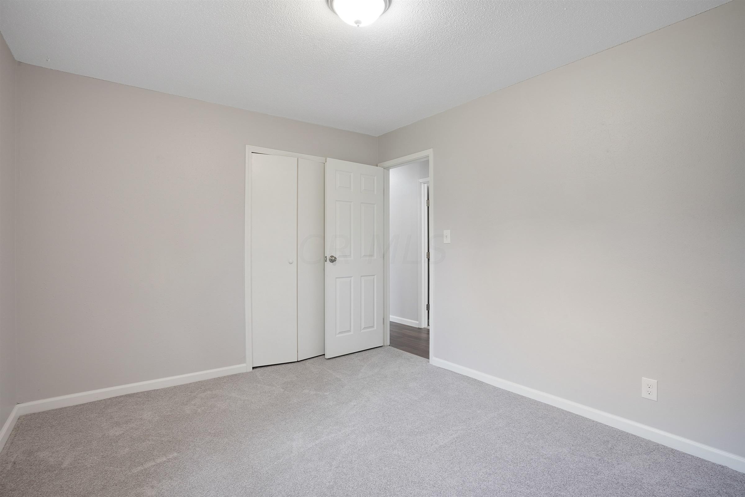 5001 Refugee Road Columbus, OH 43232 - Photo 33 of 40 Gallery Image 33