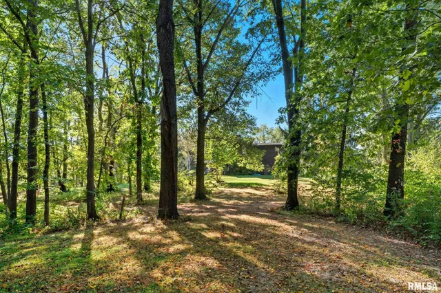 $270,000 | 8039 Hazel Road, Morrison, IL 61270