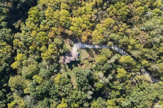 $270,000 | 8039 Hazel Road, Morrison, IL 61270