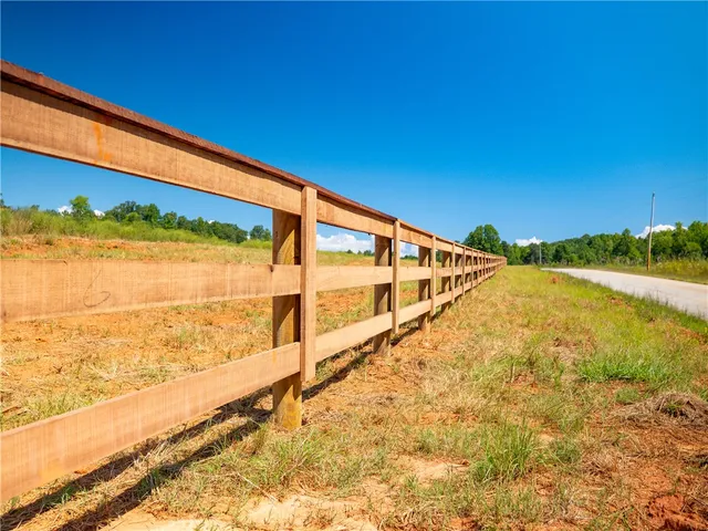 $300,000 | 4 Hood Road, Easley, SC 29640