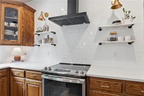$515,000 | 5716 North Beaman Avenue, Kansas City, MO 64151