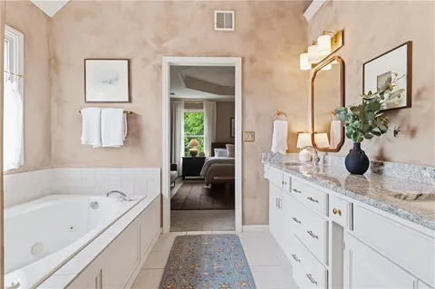 $515,000 | 5716 North Beaman Avenue, Kansas City, MO 64151